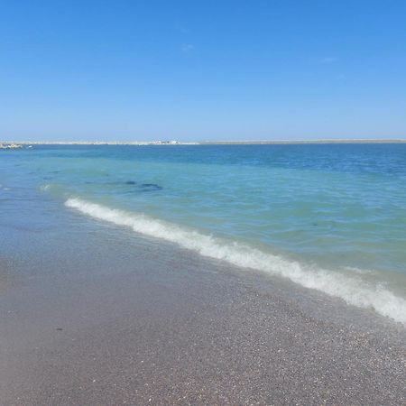 Flomar By The Sea Apartment มันกาเลีย ภายนอก รูปภาพ