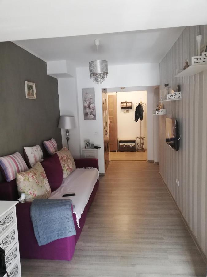 Flomar By The Sea Apartment มันกาเลีย ภายนอก รูปภาพ