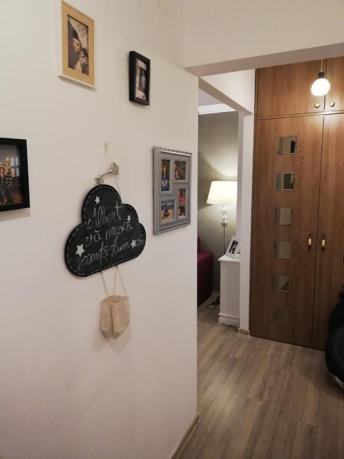 Flomar By The Sea Apartment มันกาเลีย ภายนอก รูปภาพ